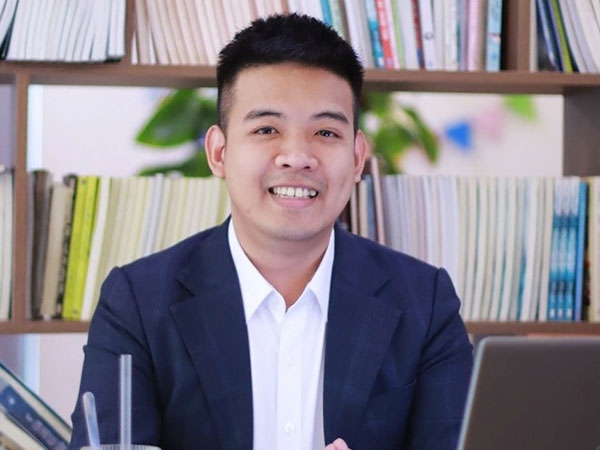 Hùng Gia Edu - Hỗ trợ luyện thi APTIS ‘thực chiến’