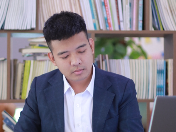 Kinh Nghiệm Tự Học APTIS Hiệu Quả: Thi Đỗ B1/B2 Dù Mất Gốc